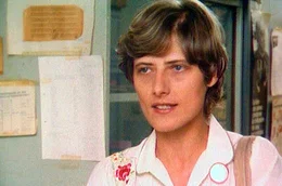 Sie war die Ikone der deutschen Friedens- und Umweltbewegung: Petra Kelly glaubte daran, dass ein einzelner Mensch die Welt ver&auml;ndern kann. In den 1980er Jahren brachte sie hunderttausende Menschen gegen Atomkraft und Atomraketen auf die Stra&szlig;e. Die radikale Pazifistin, Menschenrechtsaktivistin und Feministin dachte global und war international erfolgreich. - Petra Kelly in ihrem B&uuml;ro bei der Europ&auml;ischen Kommission in Br&uuml;ssel, 1982.