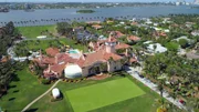 Trump hat das Machtzentrum der USA von Washington DC nach Mar-a-Lago, Florida, verlegt. Von hier aus regiert er.