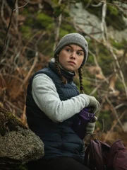Wanderin (Ashley Dingwell). Landschaftsbild - Drama um Spuk in der Independence Mine in Alaska.