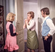 Elfriede Ott (Resi Huber), Gretl Sch&ouml;rg, Heinz Marecek.