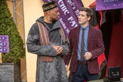 Was haben Gerard King (Colin Salmon, l.) und Jonas Wakefield (Cian Barry, r.) zu besprechen? Was haben Gerard King (Colin Salmon, l.) und Jonas Wakefield (Cian Barry, r.) zu besprechen?