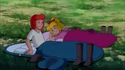 F&uuml;r Bibi (r.) und Tina (l.) gibt es nichts Sch&ouml;neres, als unter freiem Himmel in der Puszta zu &uuml;bernachten.