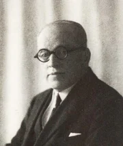 Portr&auml;taufnahme von Hugo Helbing.