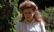 Lucy Honeychurch (Helena Bonham Carter)