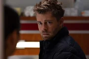 Chicago Med, Staffel 10, Folge 12. Luke Mitchell als Dr. Mitch Ripley.