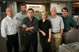 Michael Keaton (Walter 'Robby' Robinson), Liev Schreiber (Marty Baron), Mark Ruffalo (Mike Rezendes), Rachel McAdams (Sacha Pfeiffer), John Slattery (Ben Bradlee jr.), Brian d'Arcy James (Matt Carroll).