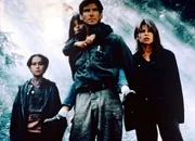 v.l.: Jeremy Foley als Graham, Jamie Ren&eacute;e Smith als Lauren, Pierce Brosnan als Harry Dalton und Linda Hamilton als Rachel Wando.
