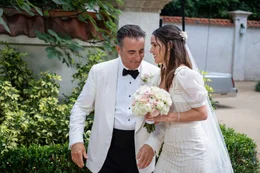 Billy Herrera (Andy Garcia, l.); Sofia Herrera (Adria Arjona, r.)