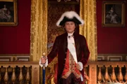 Ludwik XV (Johnny Depp)
