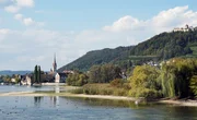 Stein am Rhein mit der Klosterinsel Werd. Stein am Rhein mit der Klosterinsel Werd.