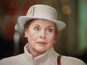 MDR Fernsehen IN ALLER FREUNDSCHAFT FOLGE 29, "Schatten der Vergangenheit", am Dienstag (21.02.12) um 12:30 Uhr. Charlotte Gauss (Ursula Karusseit).