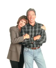 Jill (Patricia Richardson) kommt zu der traurigen Erkenntnis, dass die Flamme der Leidenschaft, die Tim (Tim Allen) und sie einst verband, im Ehealltag offenbar erloschen ist. Doch der alarmierte Tim versucht die Liebesglut neu zu entfachen...