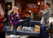 Gina Dabrowski (Annaleigh Ashford, l.); Drew Dunbar (Thomas Middleditch, r.)