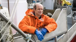 Heiner (Benjamin Morik) ist Fischer mit Herzblut.