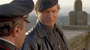 Maresciallo Nino Cecchini (Nino Frassica), Don Matteo (Terence Hill)