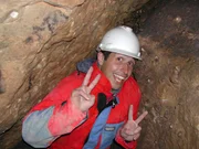 Willi traut sich heute in eine H&ouml;hle und erf&auml;hrt, wie diese entstehen. F&uuml;r H&ouml;hlenforscher ist es das Gr&ouml;&szlig;te H&ouml;hlen zu entdecken und zu vermessen.