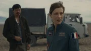 Alle Beweise deuten in eine Richtung: Die Crew der ISS ist tot. Für Isaak (Daniyar Alshinov) scheint die Sache klar. Doch etwas sagt Anna (Céline Sallette), dass er sich irrt. Alle Beweise deuten in eine Richtung: Die Crew der ISS ist tot. Für Isaak (Daniyar Alshinov) scheint die Sache klar. Doch etwas sagt Anna (Céline Sallette), dass er sich irrt.