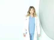 (7. Staffel) - Stets im Einsatz, um Leben zu retten: Meredith (Ellen Pompeo) ...