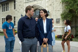 Maggie Turner (Katie Findlay) und Josh Turner (Wyatt Nash) haben sich auseinandergelebt.  +++ Die Verwendung des sendungsbezogenen Materials ist nur mit dem Hinweis und Verlinkung auf RTL+ gestattet. +++
