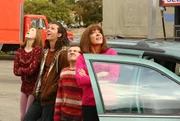 L-R: Sue Heck (Eden Sher), Axl Heck (Charlie McDermott), Brick Heck (Atticus Shaffer) und Frankie Heck (Patricia Heaton) L-R: Sue Heck (Eden Sher), Axl Heck (Charlie McDermott), Brick Heck (Atticus Shaffer) und Frankie Heck (Patricia Heaton)