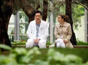 Arzu Ritter (Arzu Bazman) hat es genossen, dass ihr Mann Philipp Brentano (Thomas Koch) versehentlich bei ihr eingeschlafen ist. Nach Arzus Betrug ist Philipp ausgezogen und wohnt seither in einer Pension. Obwohl auch Philipp Arzu liebt und ihre N&auml;he sehr genossen hat, kann und will er ihr keine Hoffnung machen. Er bittet sie um mehr Distanz.