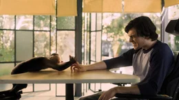Gigi (l.); Nate Gibson (Charlie Rowe, r.)