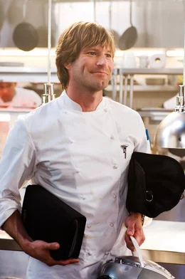 Schlagfertig, charmant und immer fr&ouml;hlich pr&auml;sentiert sich der neue Koch Nick (Aaron Eckhart) in dem Manhattner Nobelrestaurant. Alle sind &uuml;ber den kreativen "Zuwachs" in der K&uuml;che erfreut. Alle, bis auf eine Einzige ...