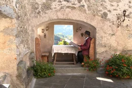 Theologe Robert Hochgruber, Hutterer Arbeitskreis Tirol & S&uuml;dtirol.