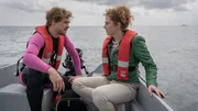 Kate (Anja Antonowicz) und Caine (Remo Schulze) sitzen fest. Auf offenem Meer versagt pl&ouml;tzlich der Motor ihres Boots und ein Sturm zieht auf.