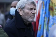 Julien Baptiste (Tch&eacute;ky Karyo)