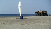 Strandsegler vor Sankt Peter Ording.