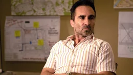 Detective John Snydes (Nestor Carbonell) will dem meistgesuchten Bankr&auml;uber des Landes das Handwerk legen