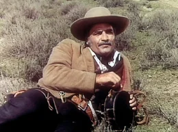 Der Revolverheld El Charro (William Bogart) wittert bei dem Rachefeldzug seines Freundes fette Beute.