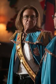 John Goodman als Dr. Eli Gemstone