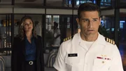 Jane Tennant (Vanessa Lachey, l.); Captain Joe Milius (Enver Gjokaj, r.)