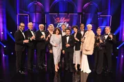 v.li.: Gerald Fleischhacker, Thomas Maurer, Michael Niavarani, Jennifer Frankl, Ariana Schirasi-Fard, Joachim Brandl, Matthias Mamedof, Katharina Dorian, Viktor Gernot, Lisa Eckhart, Christina Kiesler, Robert Palfrader.
