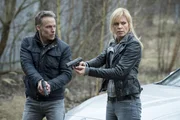 Jan Maybach (Marco Girnth) und Ina Zimmermann (Melanie Marschke) im Einsatz.