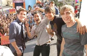L-R: Logan Henderson, Carlos Pena, James Maslow, Kendall Schmidt