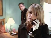 Detective Robert Goren (Vincent D'Onofrio) und Detective Alexandra Eames (Kathryn Erbe) sind auf der Suche nach dem T&auml;ter, welcher einer Frau dioxinverseuchtes Kokain zukommen lassen hat.