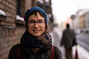 Franziska Schmid auf dem Weg zu einem Einsatz als "Aufräum Coach". Franziska Schmid auf dem Weg zu einem Einsatz als "Aufräum Coach".