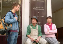 Eva (Thekla Carola Wied) und Malermeister Harry (Florian Martens) lesen dem 16-j&auml;hrigen Dennis (Tobias Retzlaff) die Leviten.