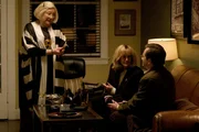 (l-r) Margo Martindale as Lucianne Goldberg, Sarah Paulson as Linda Tripp, Danny Jacobs as Michael Isikoff.