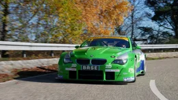 Auch auf der Rennstrecke sind die Alpina-Fahrzeuge vertreten. Auf der Teststrecke in Dingolfing m&uuml;ssen sich auch der B7 und der XB7 beweisen.