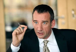 Als langj&auml;hriger erfolgreicher Manager st&ouml;&szlig;t Matthias Winkelmann (Heio von Stetten) immer &ouml;fter an seine Grenzen.