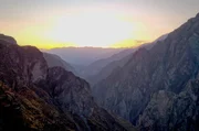 Der Colca Canyon Perus ist eine der tiefsten Schluchten der Welt, doppelt so tief wie der Grand Canyon.