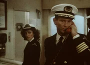 Der Kapitän des Kreuzfahrtschiffs Victoria erhält eine Bombendrohung. Der Kapitän des Kreuzfahrtschiffs Victoria erhält eine Bombendrohung.