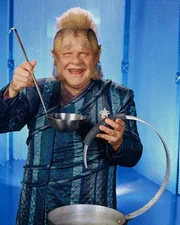Neelix (Ethan Phillips).