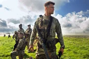 Lennox (Josh Duhamel)