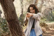 Veronica (Winona Ryder)