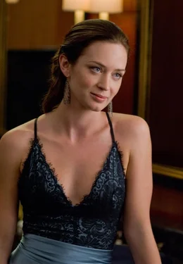 Als leidenschaftliche T&auml;nzerin strebt Elise (Emily Blunt) eine erfolgreiche Karriere an. Als sie den kandidierenden David kennenlernt, hat sie noch keine Ahnung, dass das ihr gesamte Leben und "den Plan" durcheinanderw&uuml;rfeln wird ...